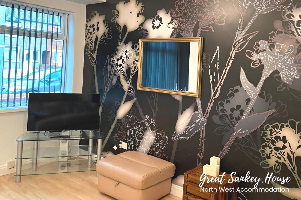 Great Sankey Serviced Accommodation Warrington Ngoại thất bức ảnh